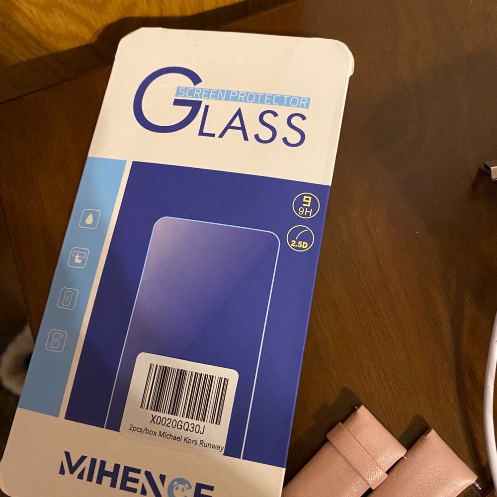 Michael Kors Smartwatch With Interchangeable Bands - image 7